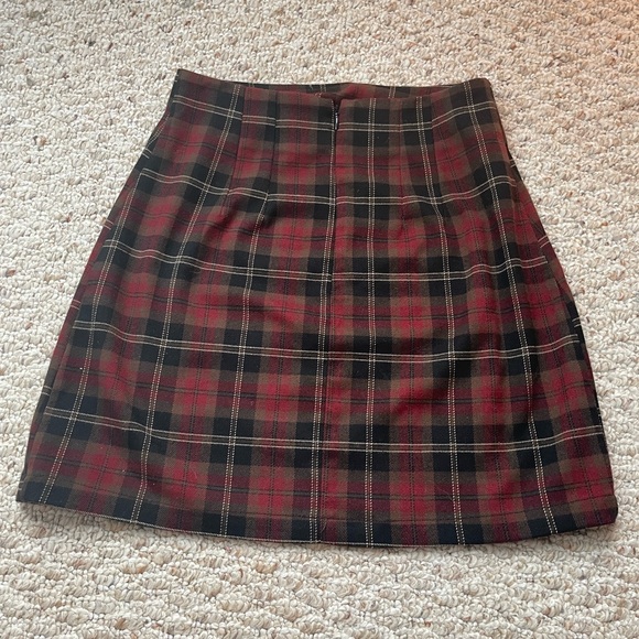 Plaid skirt - Picture 3 of 3